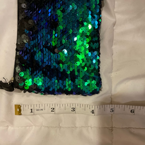 Tablet case with matching pouch - Picture 4 of 6